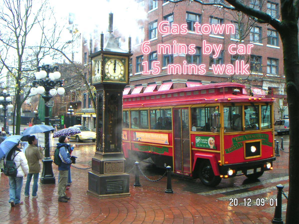 Robson & Granville Luxury Suite Vancouver Bagian luar foto